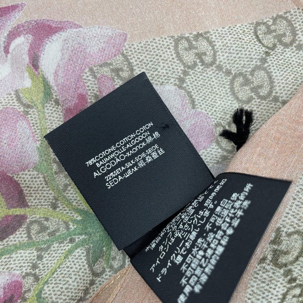 Gucci Floral Logo Silk Scarf in Beige, Pink, Green. - Picture 3 of 4
